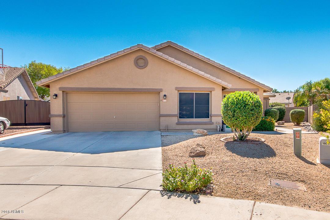 329 E Betsy Ln., Gilbert, AZ 85296