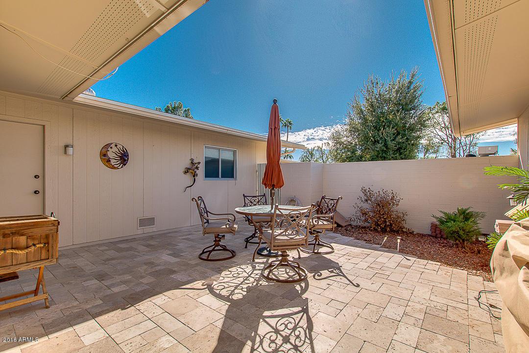 9945 W Ocotillo Dr., Sun City, AZ 85373