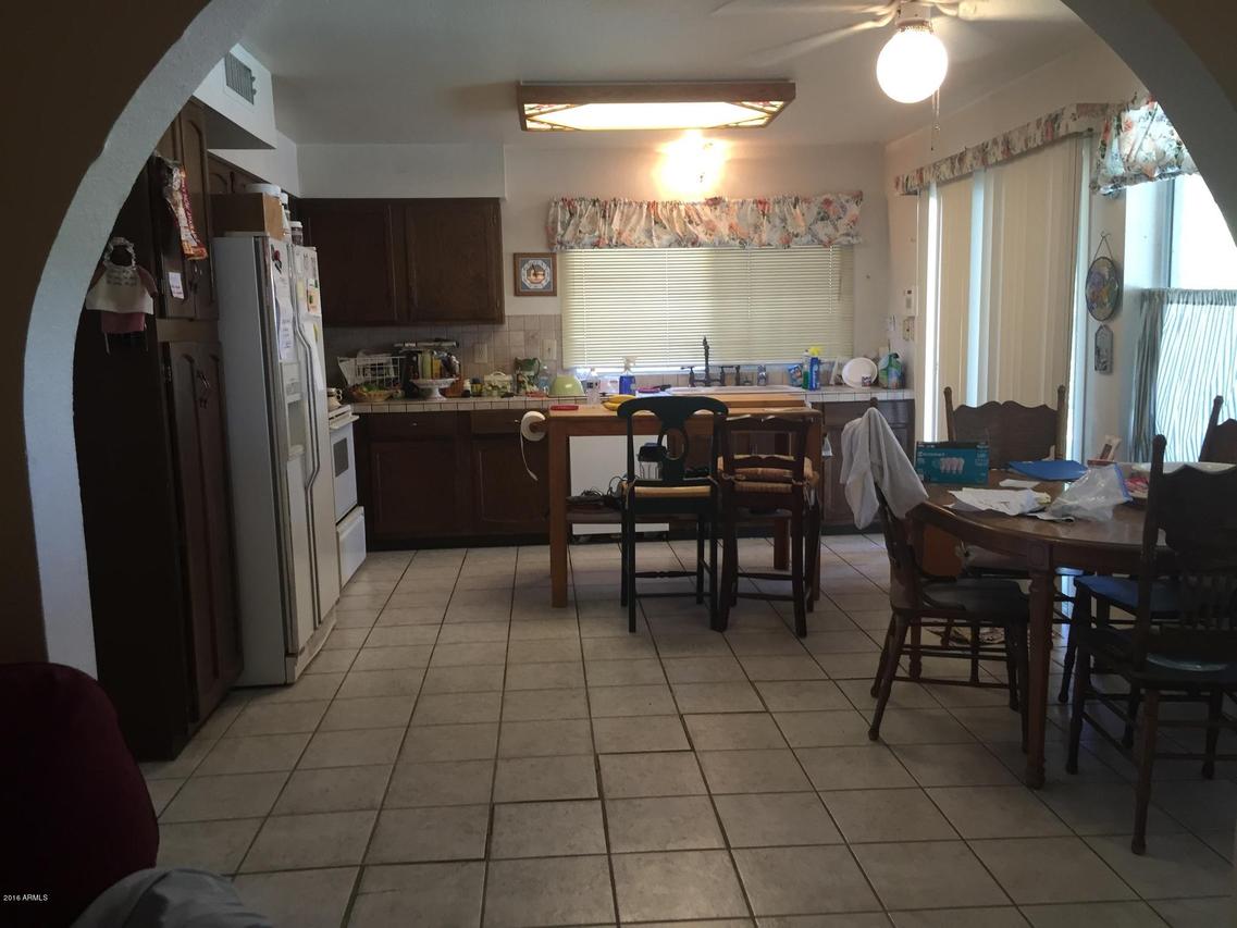 1370 W Laguna Azul Ave., Mesa, AZ 85202