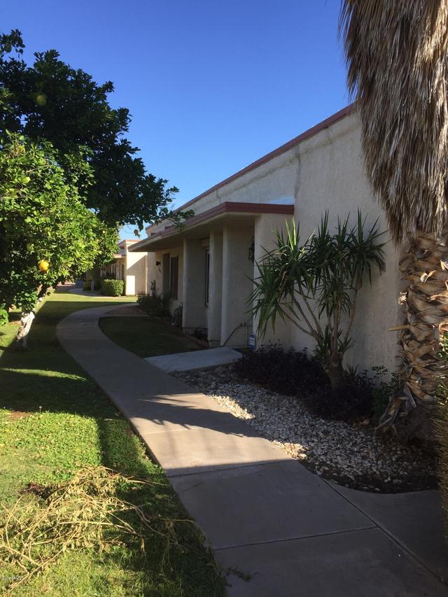 8804 N New World Dr., Glendale, AZ 85302
