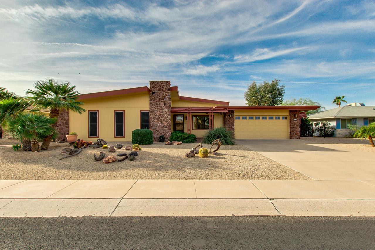 10813 W Manzanita Dr., Sun City, AZ 85373