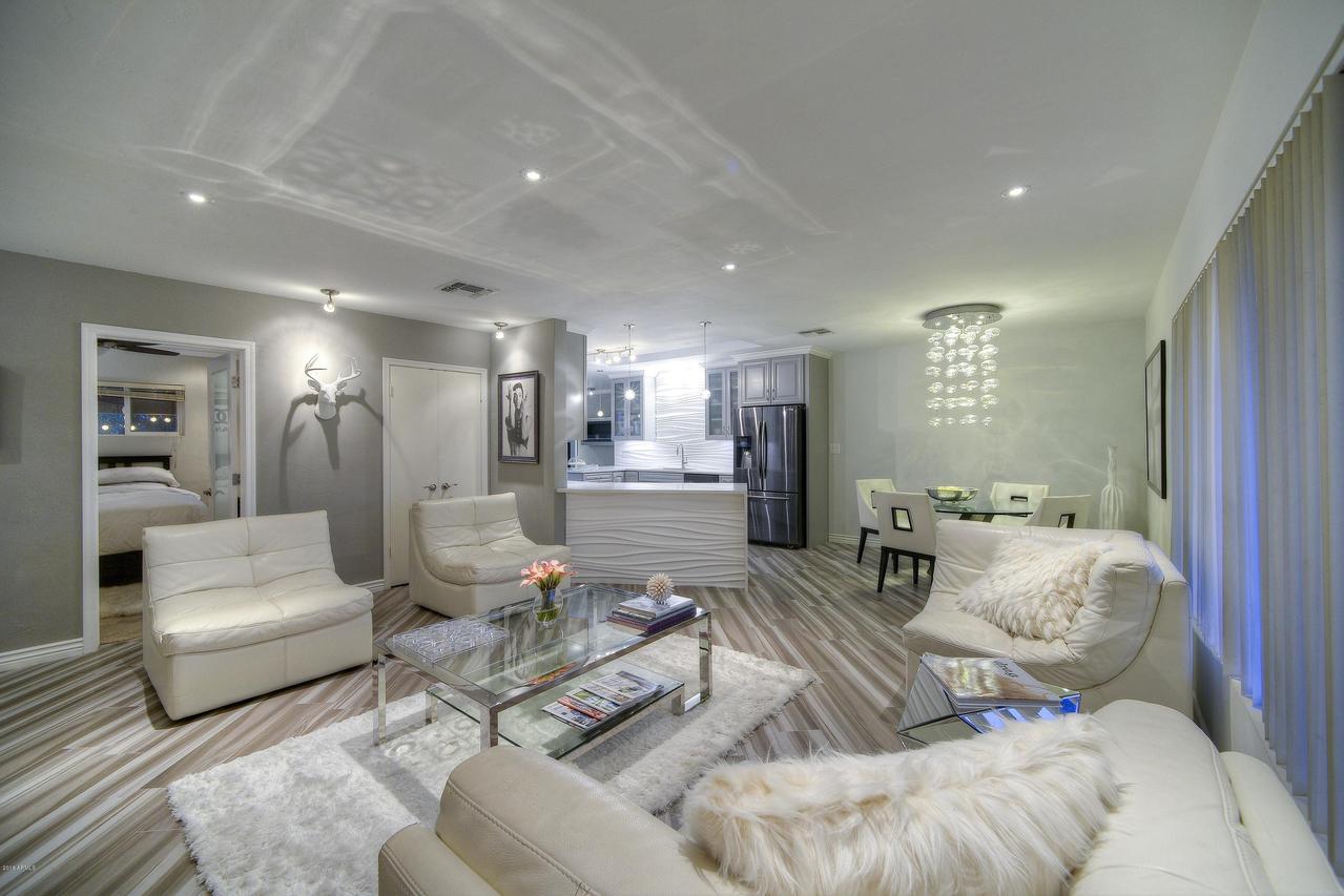 6714 E Holly St., Scottsdale, AZ 85257