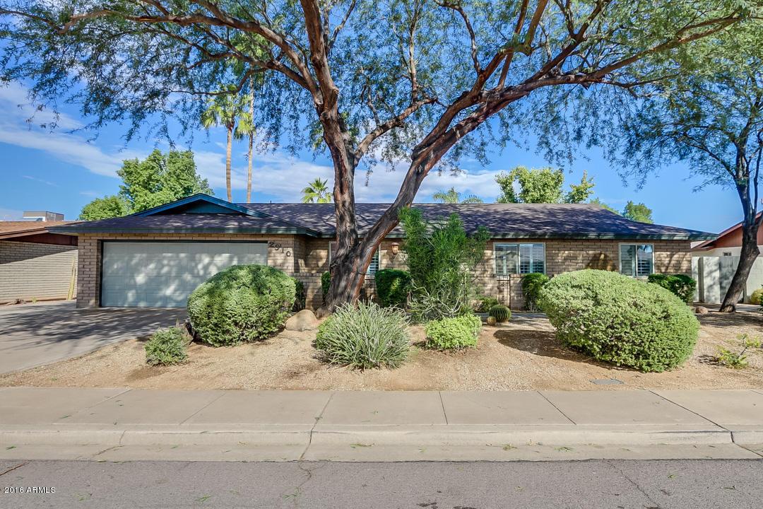 2910 E Des Moines St., Mesa, AZ 85213