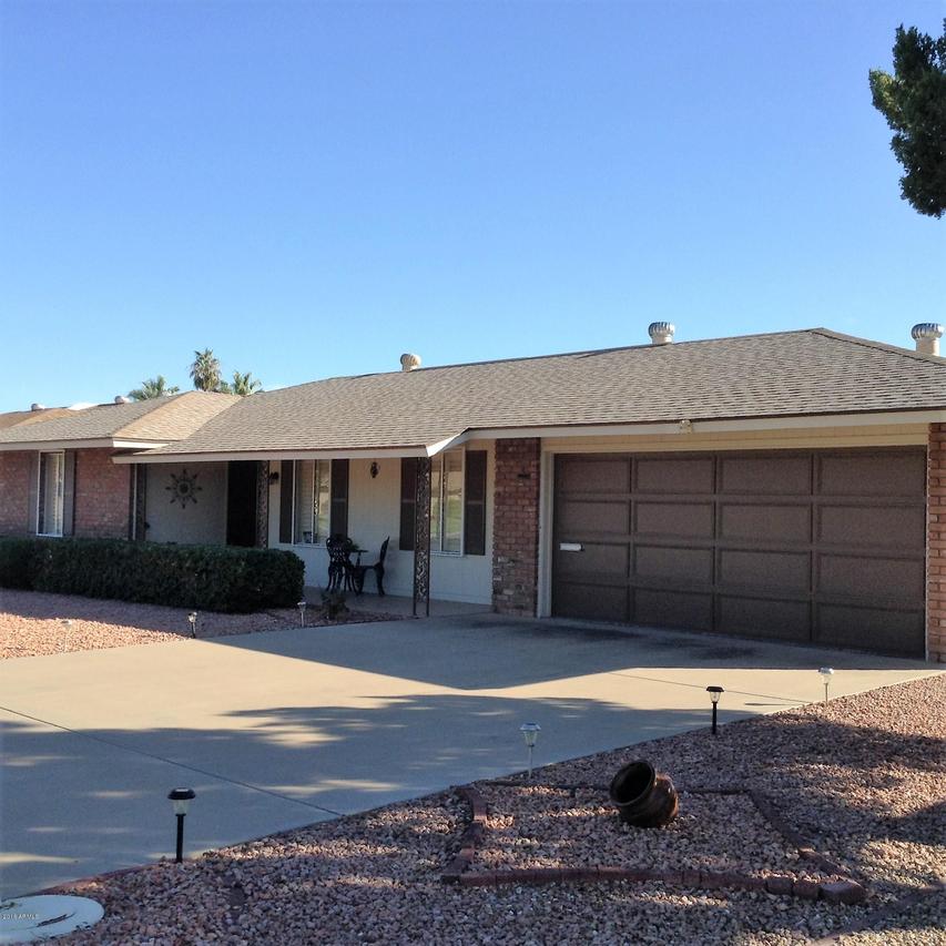 9521 W Greenway Rd., Sun City, AZ 85351