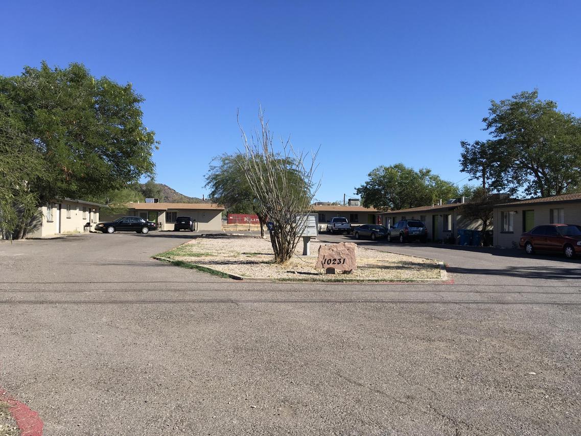 10231 N 15th Ave., Phoenix, AZ 85021