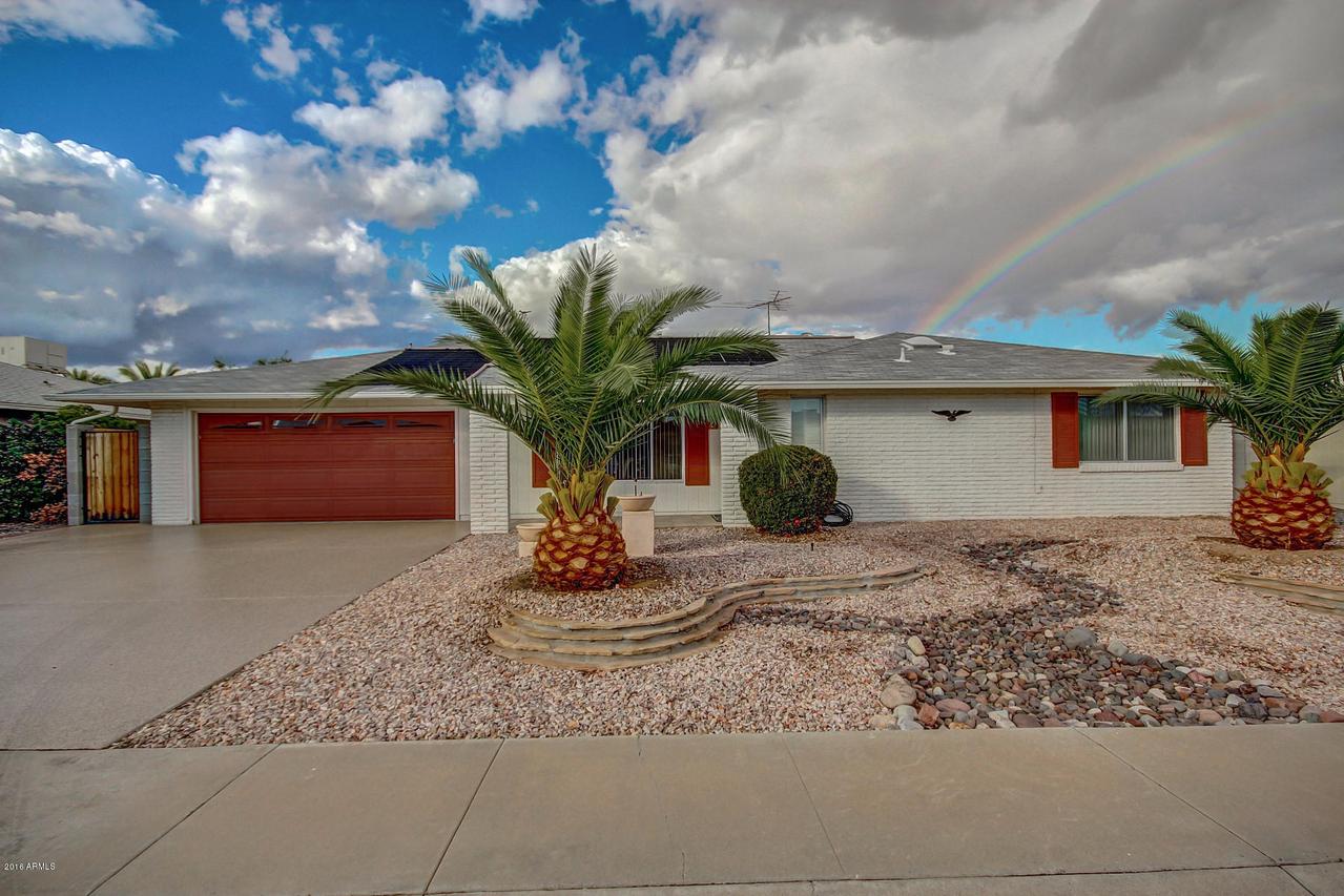 10330 W Pine Springs Dr., Sun City, AZ 85373