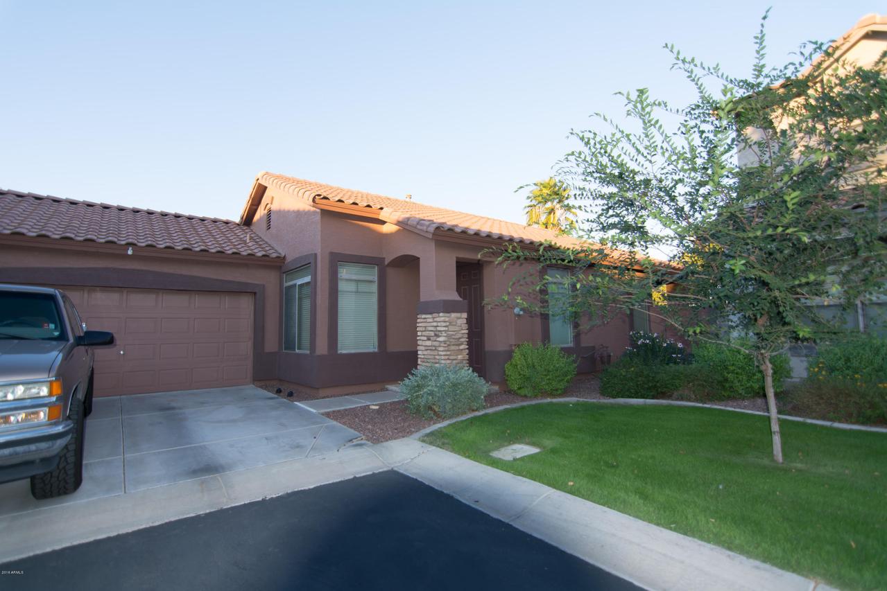 1201 S Roger Way, Chandler, AZ 85286