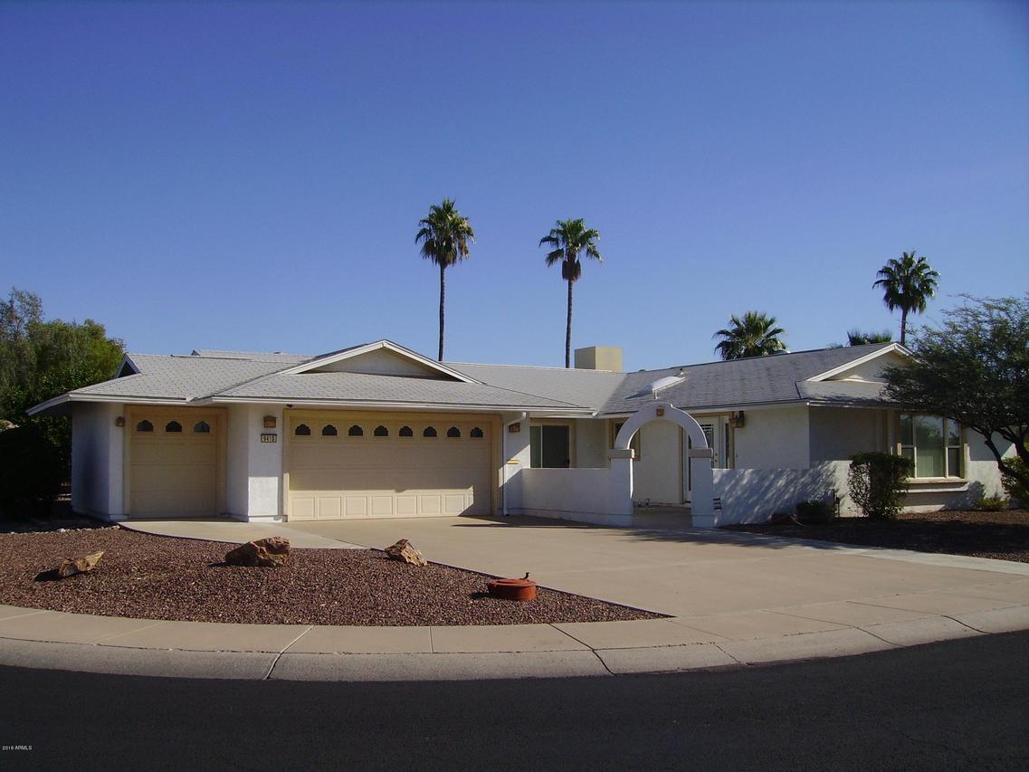 9410 W Glen Oaks Cir., Sun City, AZ 85351
