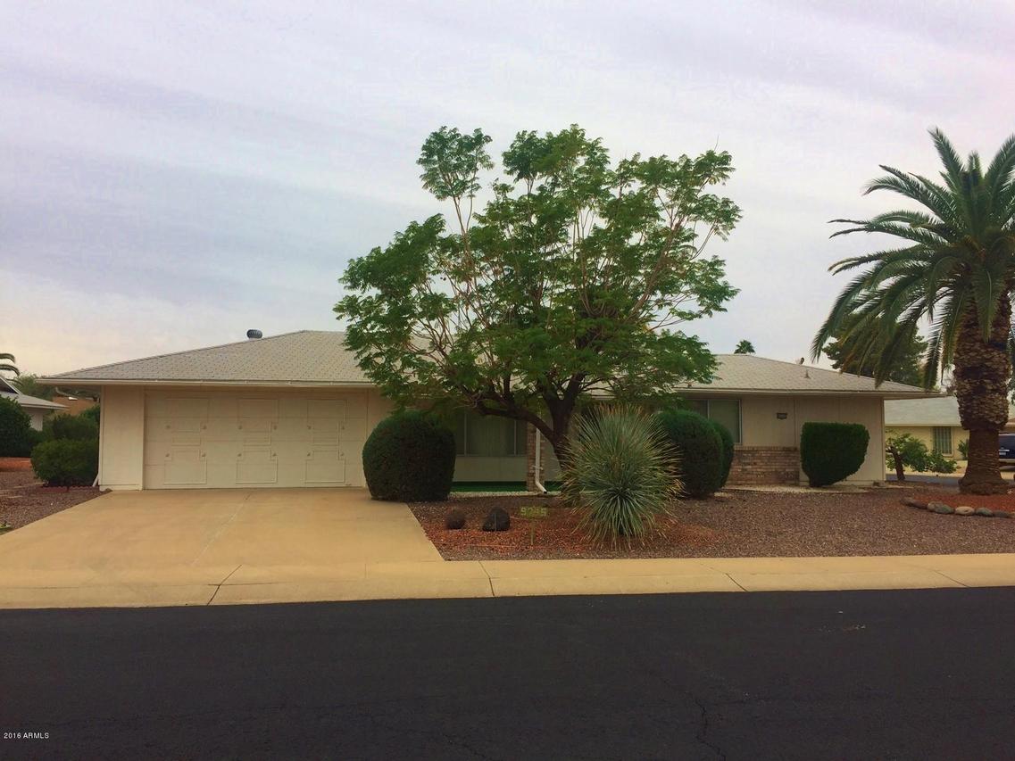 9745 W Lodestone Ct., Sun City, AZ 85373