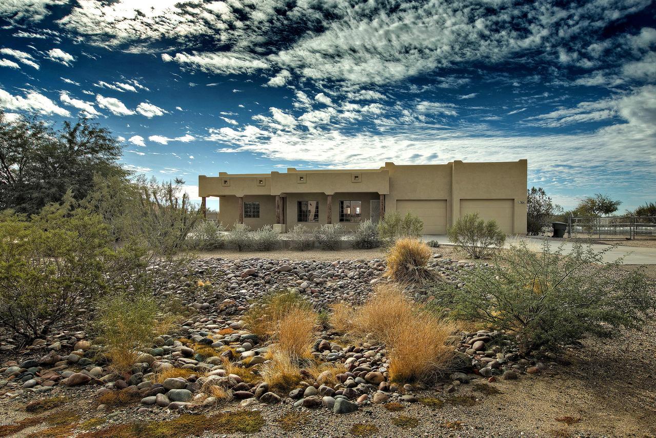 19519 W Minnezona Ave., Litchfield Park, AZ 85340