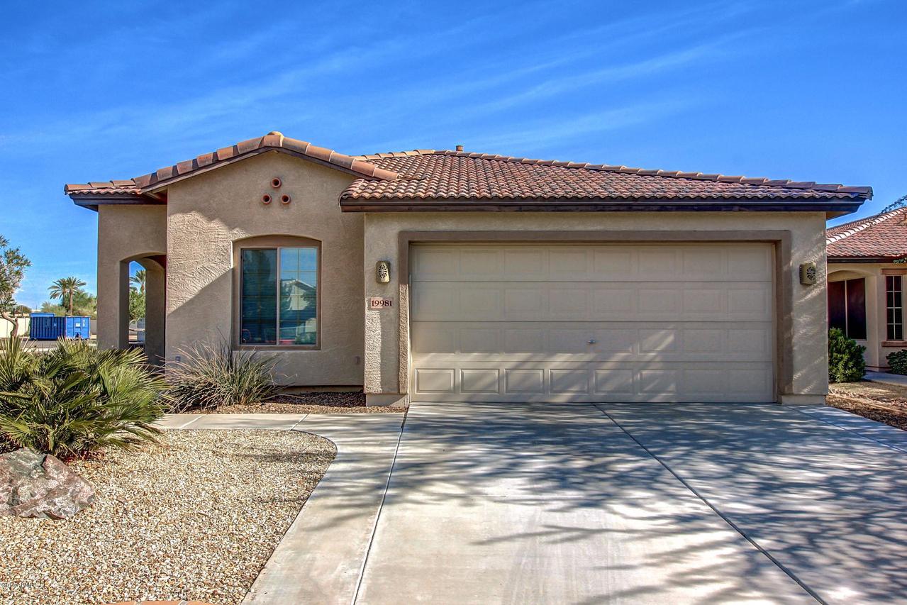 19981 N 108th Ave., Sun City, AZ 85373