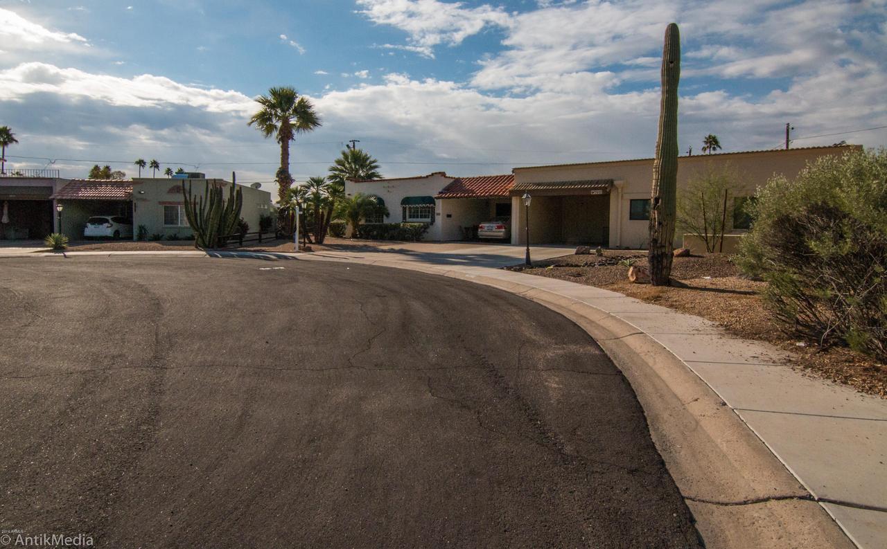 7621 E Meadowbrook Ave., Scottsdale, AZ 85251