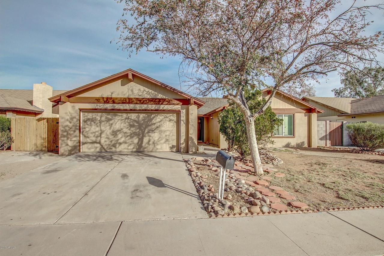 2104 W Bentrup St., Chandler, AZ 85224