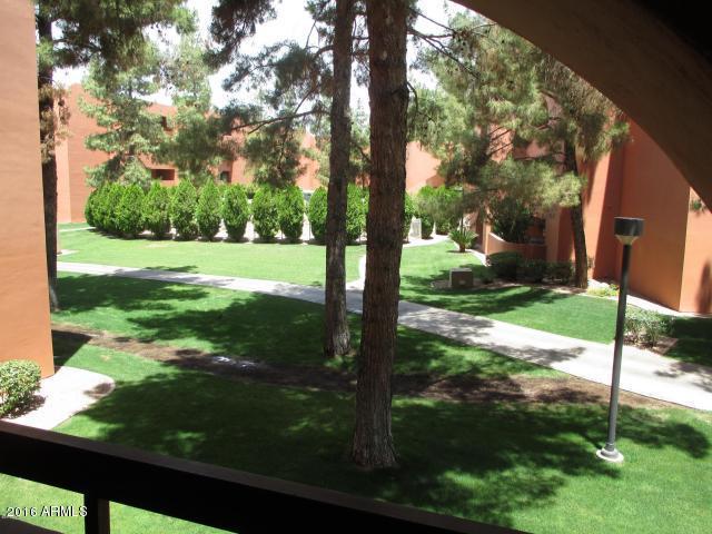 12212 N Paradise Village Pkwy. #214, Phoenix, AZ 85032