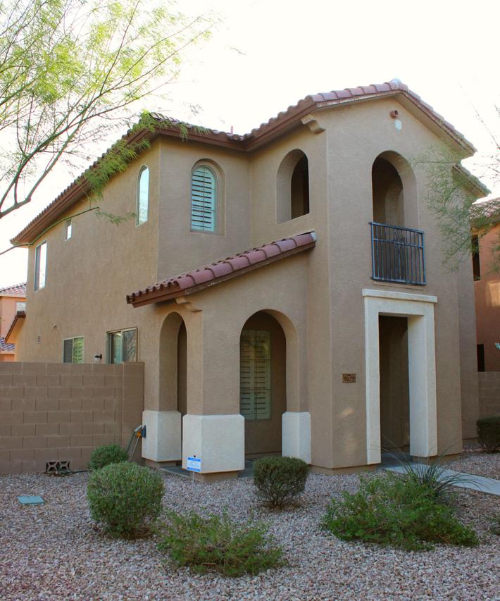 9173 W Meadow Dr., Peoria, AZ 85382