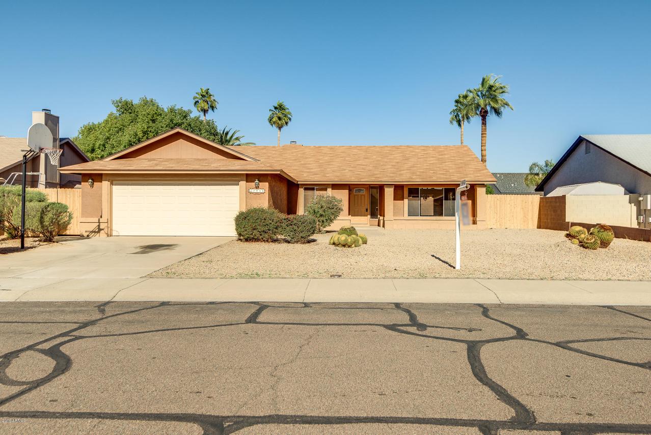 7938 W Windrose Dr., Peoria, AZ 85381