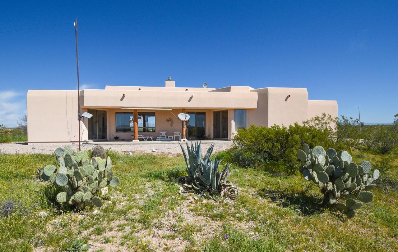 20455 W Coyote Gulch Rd., Wickenburg, AZ 85390