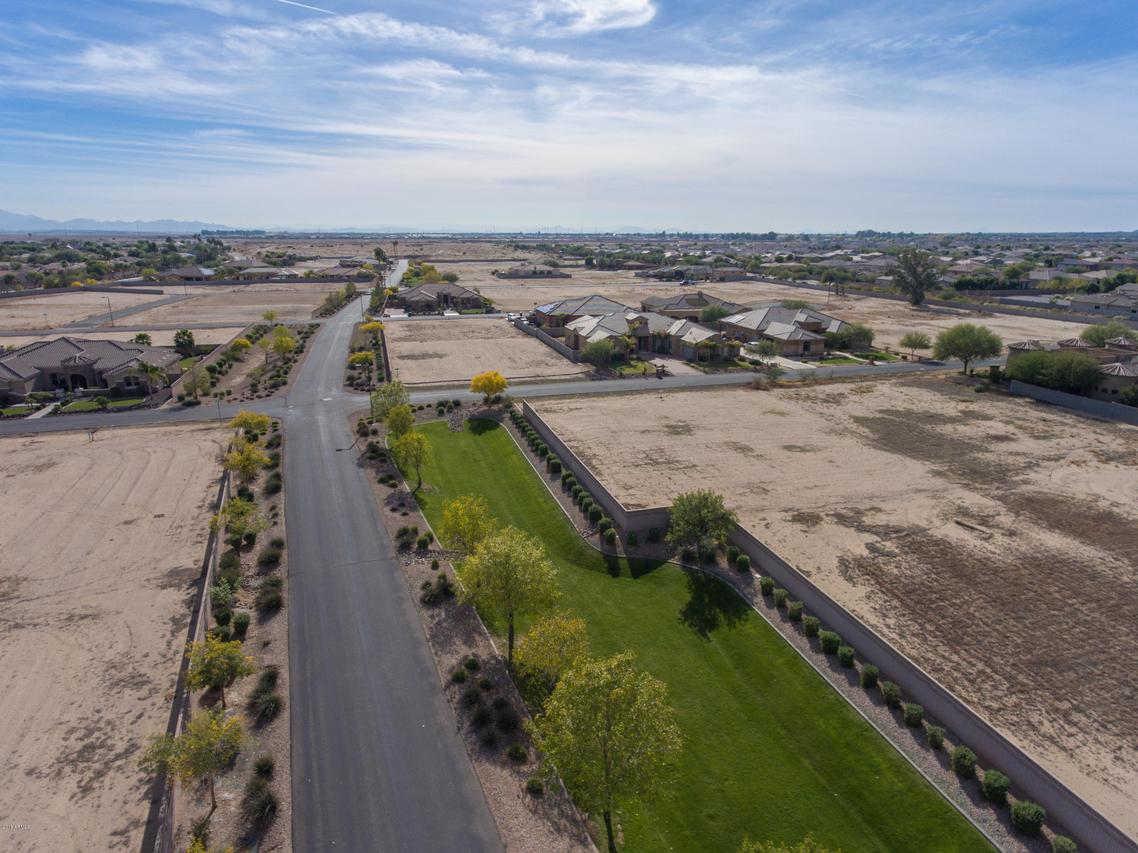 18137 W Rancho Dr. #31, Litchfield Park, AZ 85340