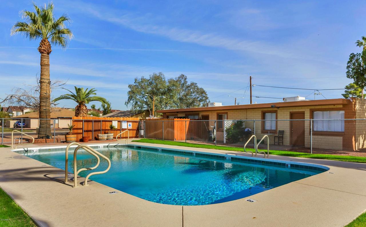 103 E Brinker Dr., Avondale, AZ 85323
