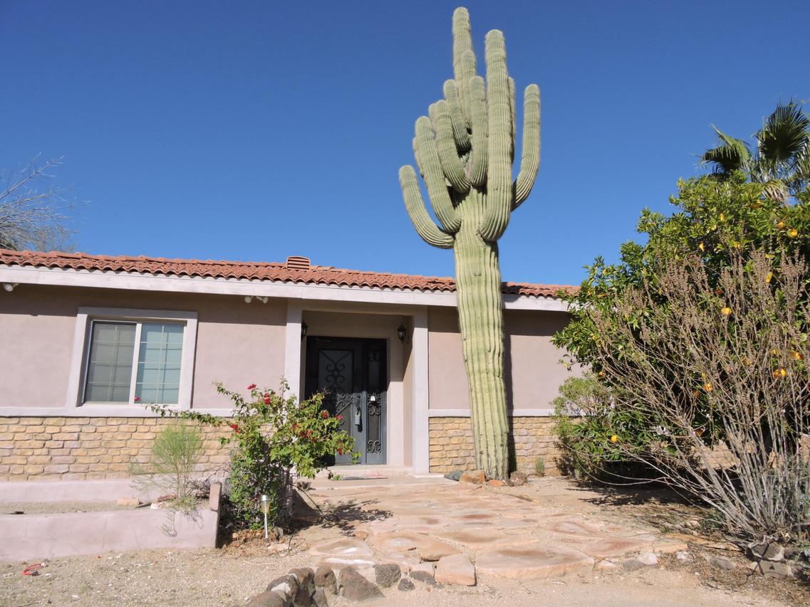 802 E Desert Hills Dr., Phoenix, AZ 85086