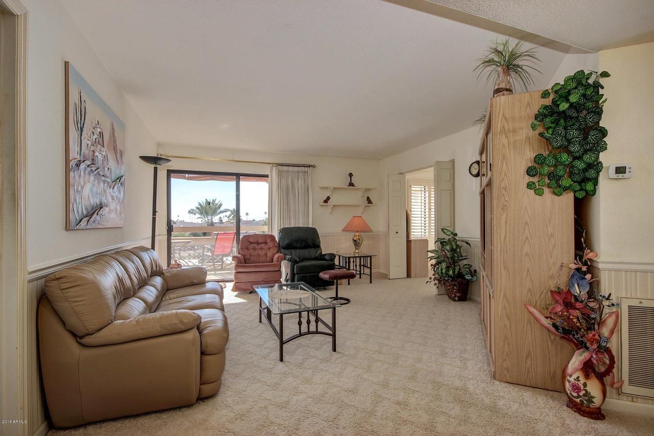 17404 N 99th Ave. #327, Sun City, AZ 85373