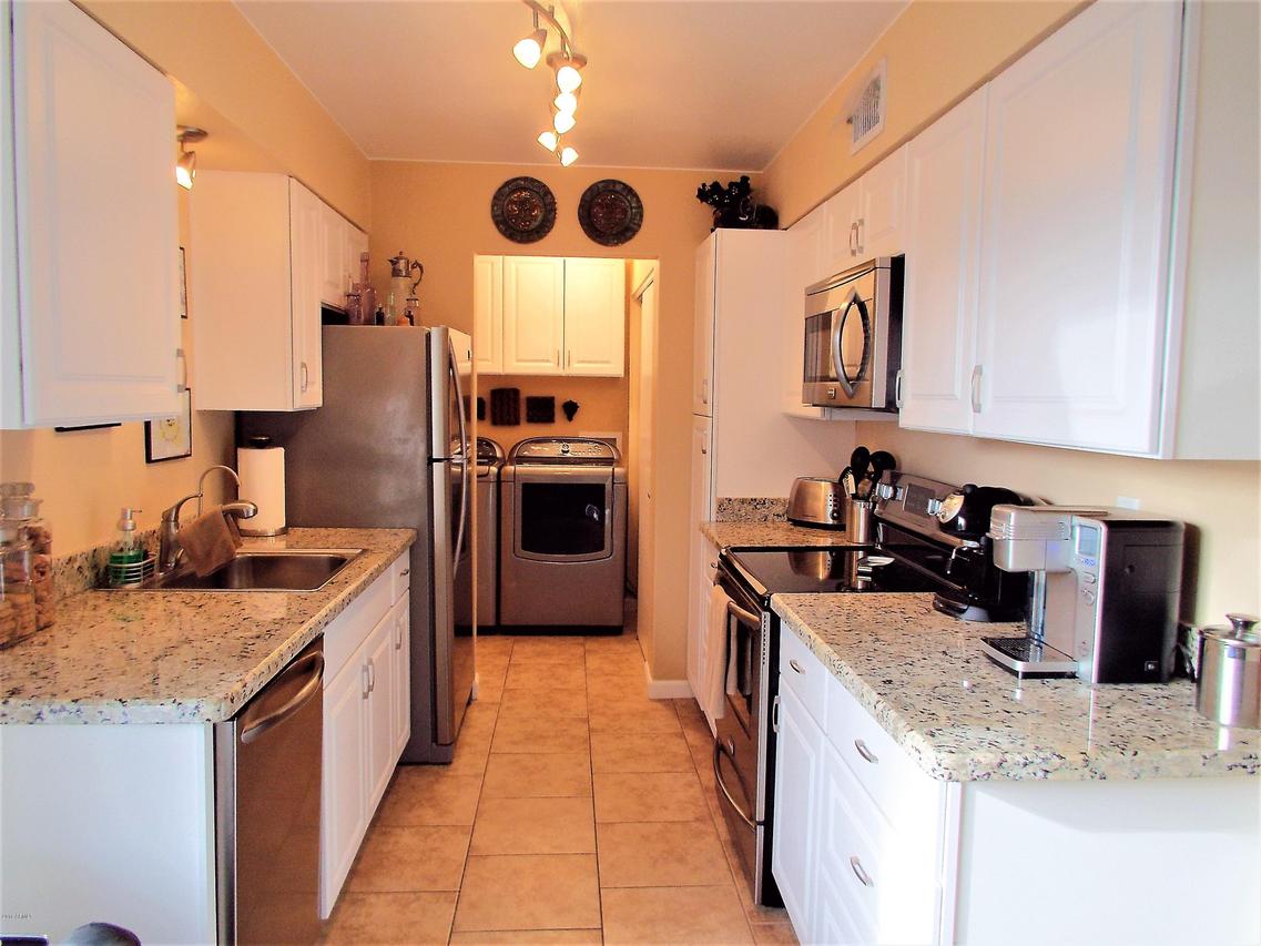 19022 N 134th Dr., Sun City West, AZ 85375