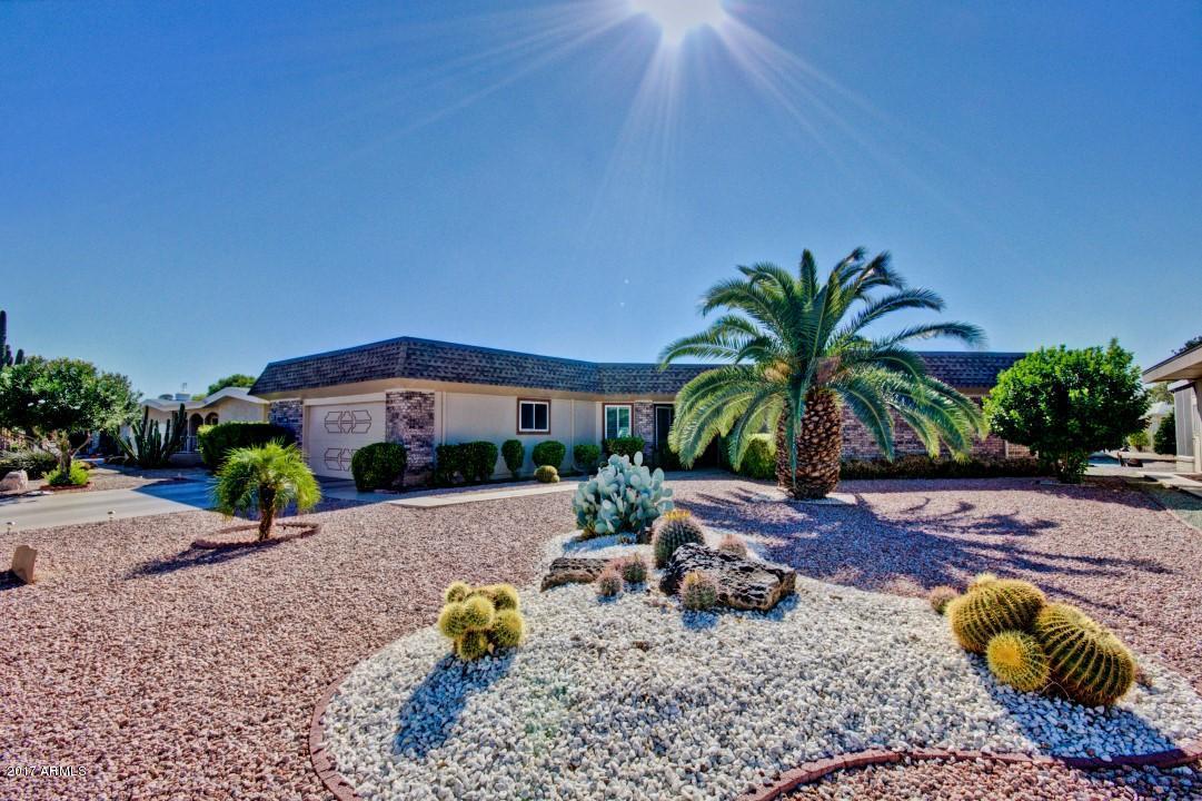 16622 N Meadow Park Dr., Sun City, AZ 85351