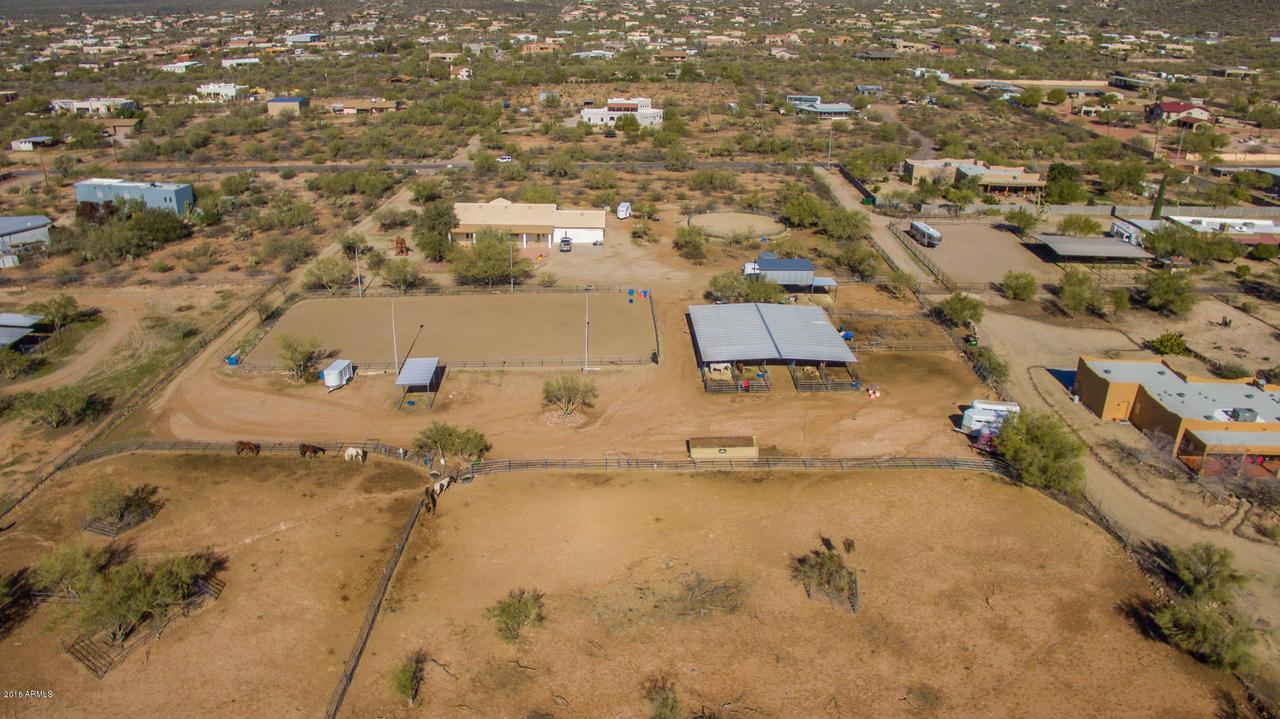 1833 E Cavalry Rd., New River, AZ 85087