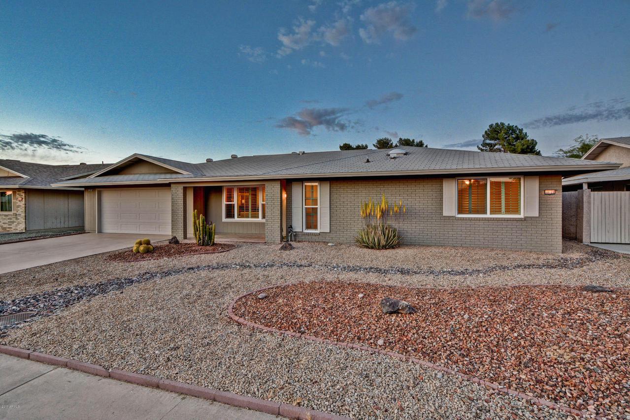 10122 W Concho Cir., Sun City, AZ 85373