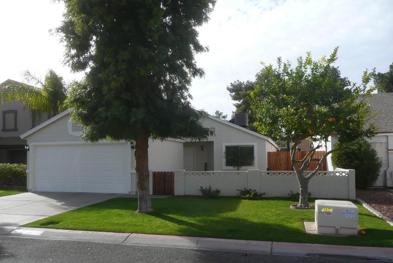 10016 N 65th Ln., Glendale, AZ 85302