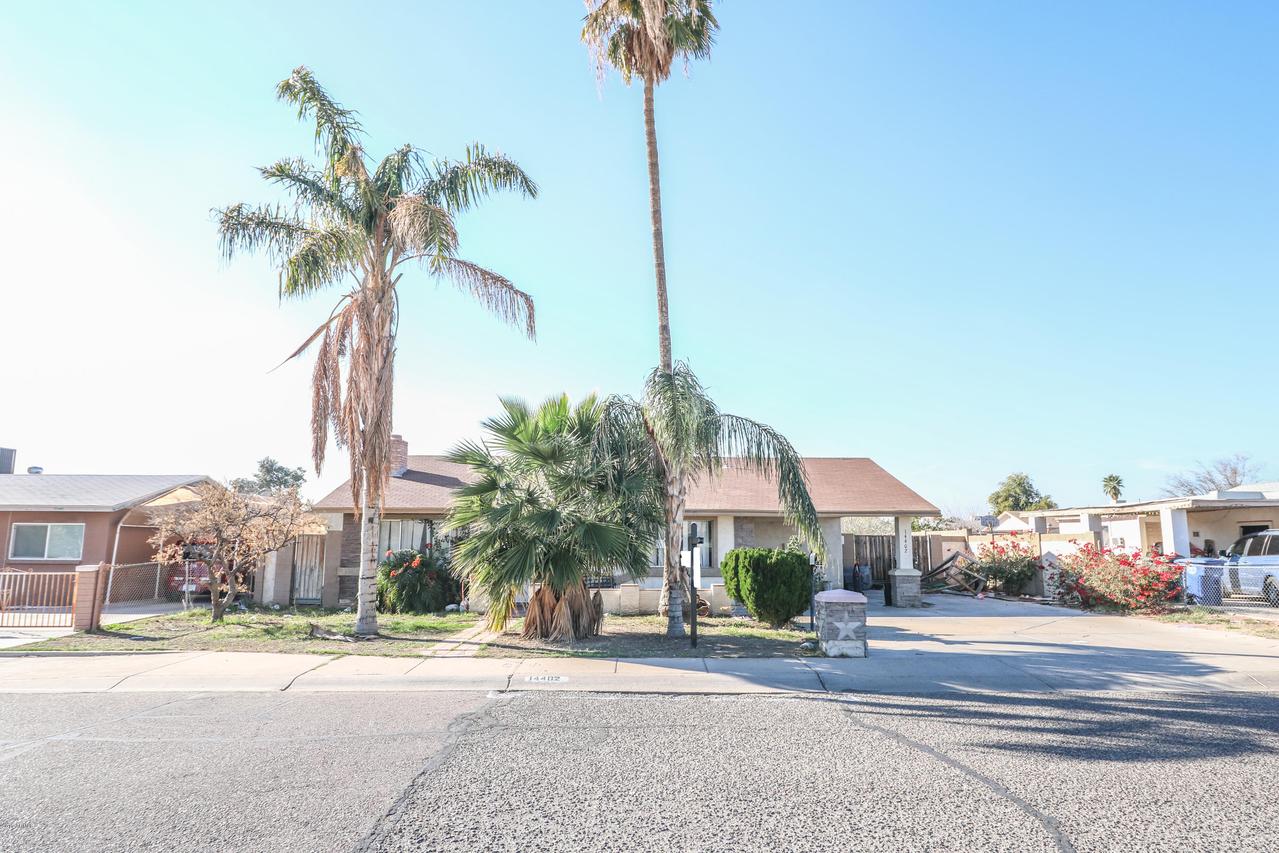 14402 N 1st Ave., El Mirage, AZ 85335