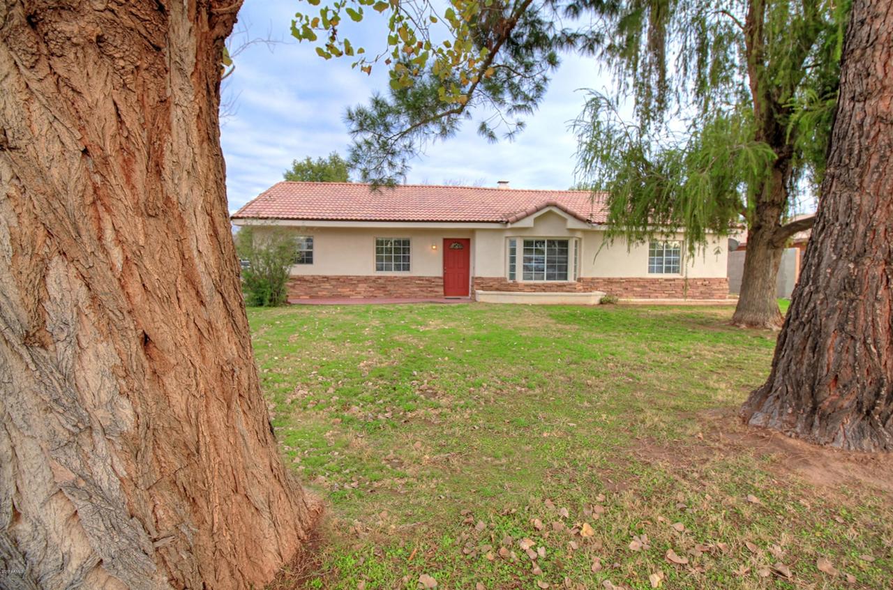 2523 N 40th St., Phoenix, AZ 85008