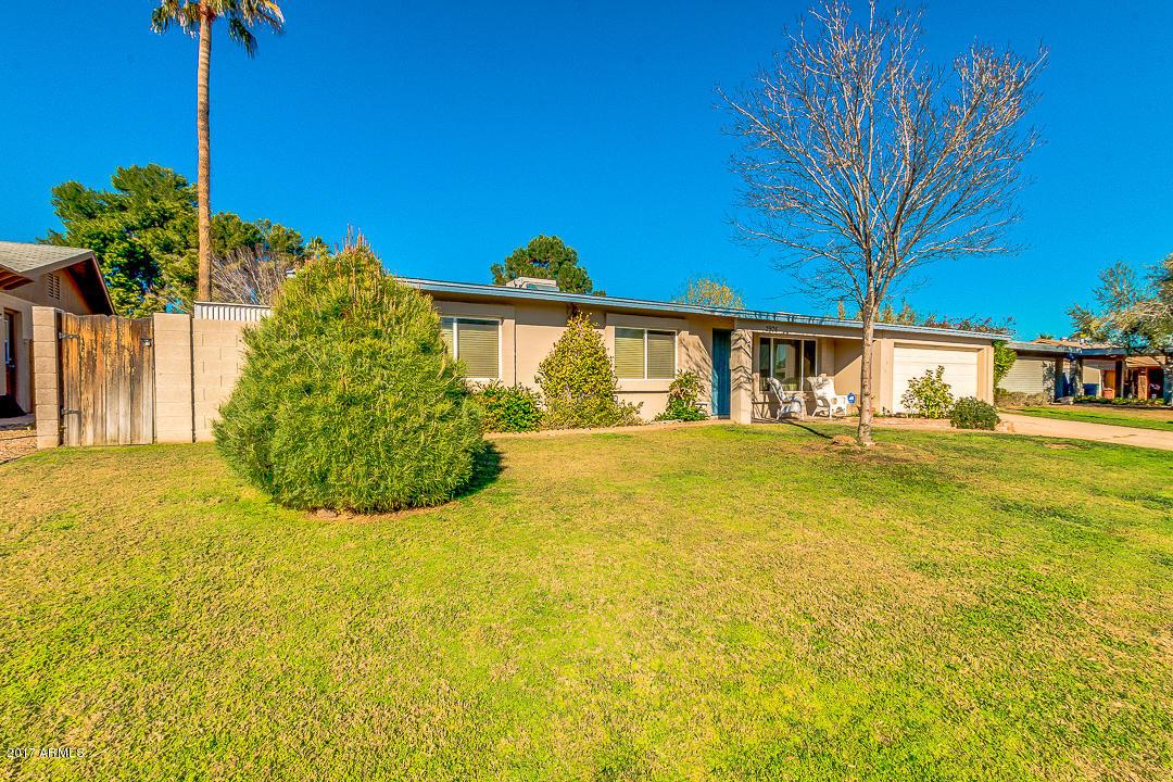 2926 E Windrose Dr., Phoenix, AZ 85032