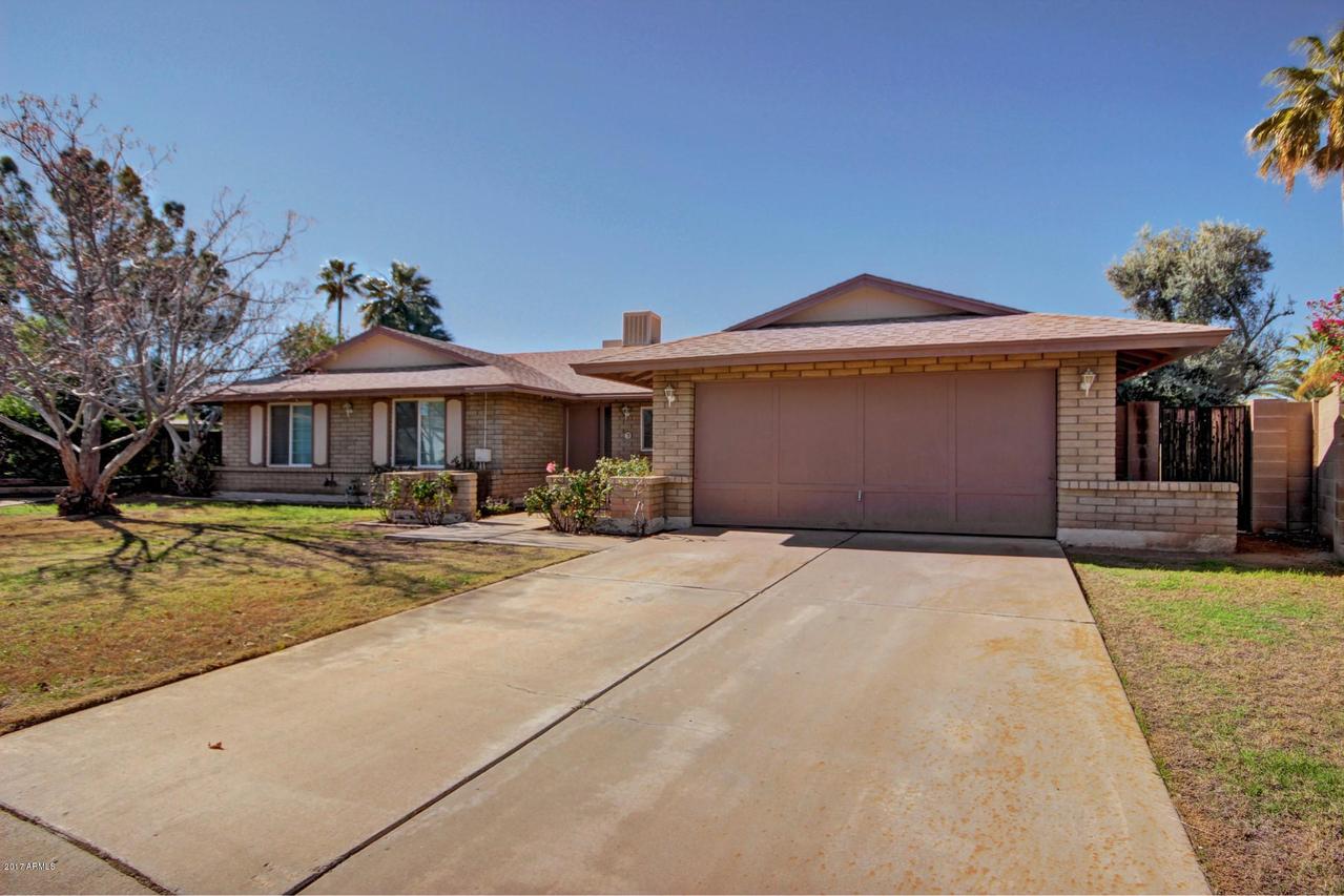 2942 S Estrella Cir., Mesa, AZ 85202
