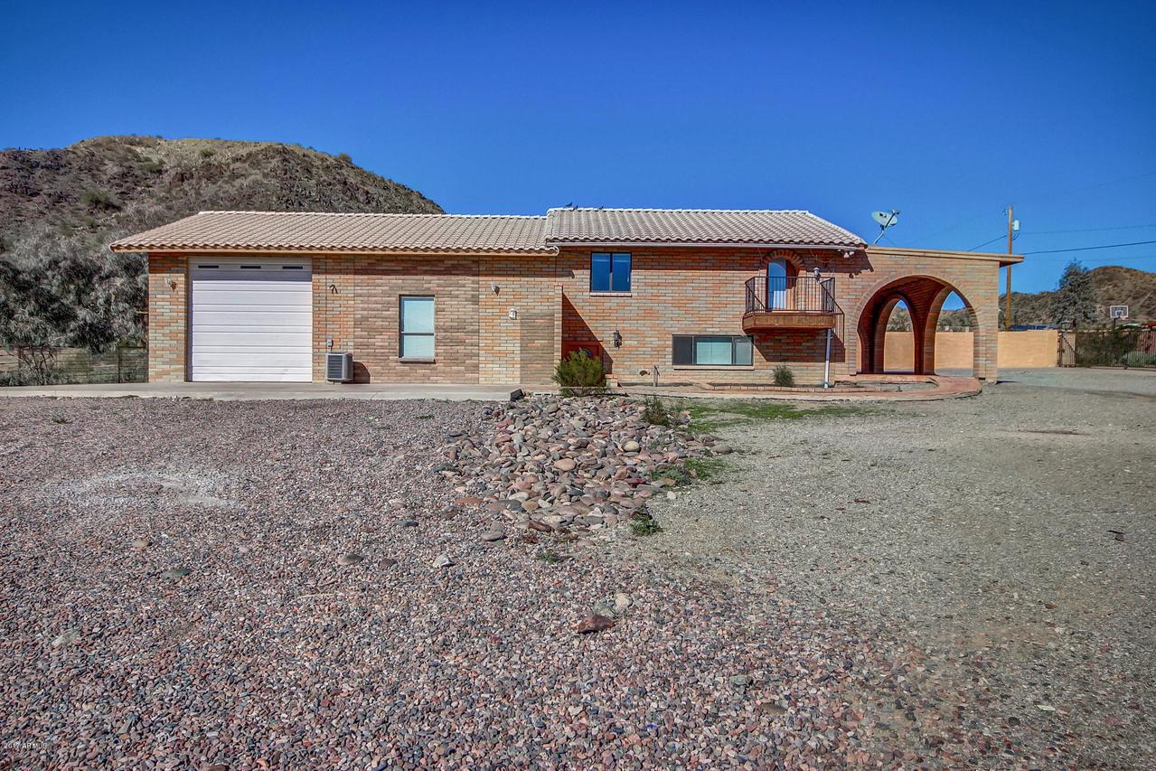 4144 W Carver Rd., Laveen, AZ 85339