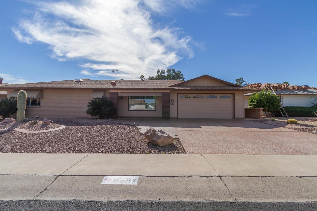 9507 W Country Club Dr., Sun City, AZ 85373