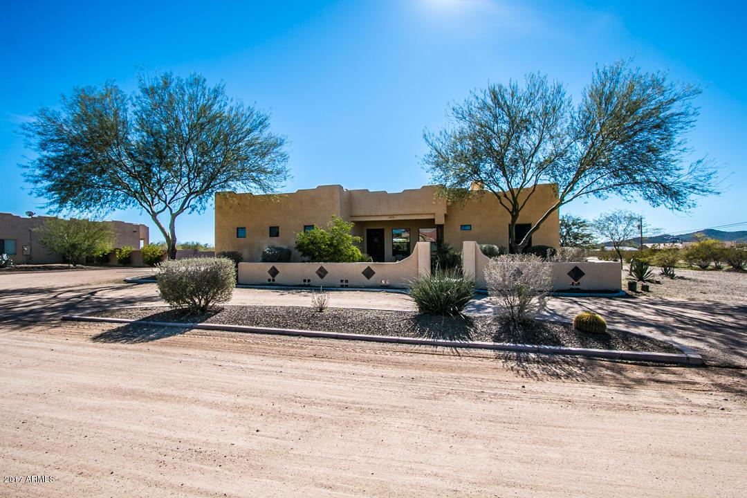 1415 E Restin Rd., Phoenix, AZ 85086