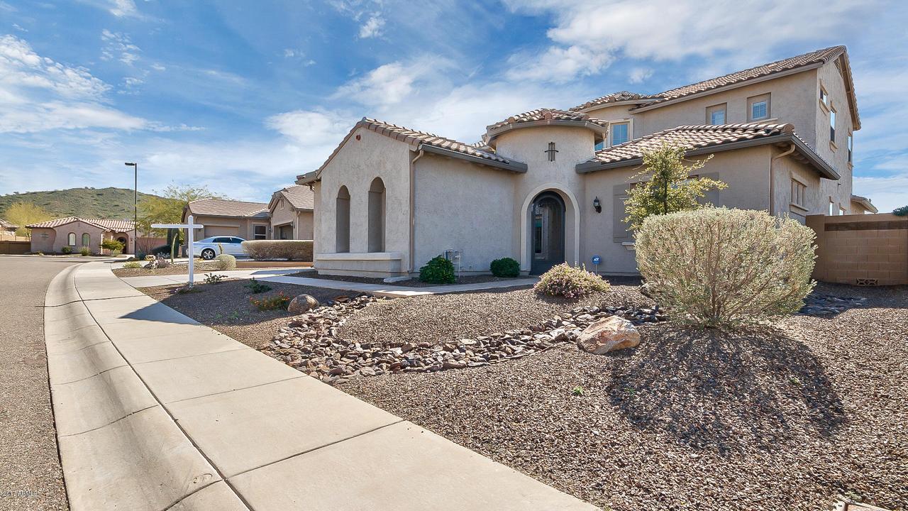 1709 W Oberlin Way, Phoenix, AZ 85085