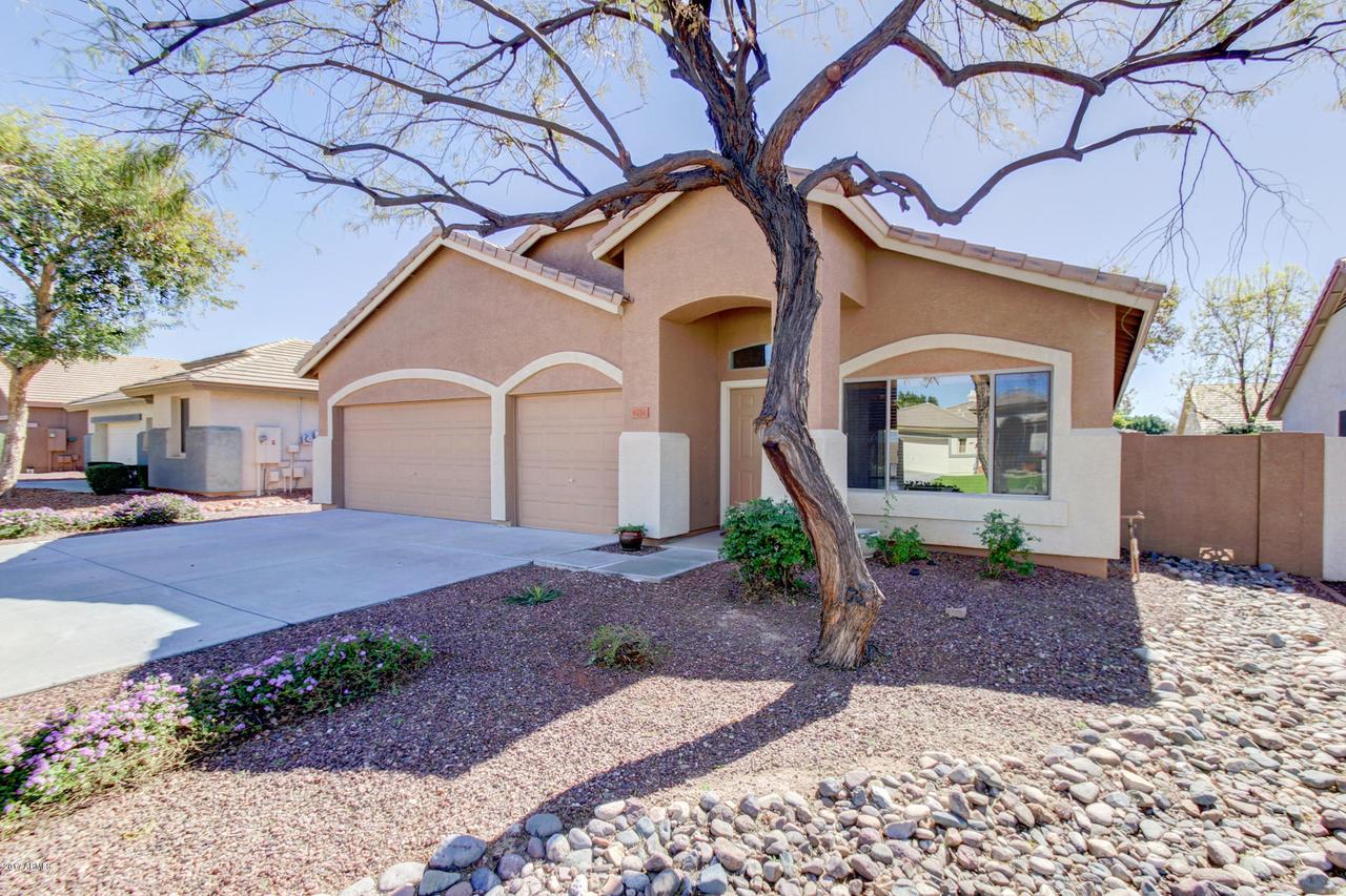 6751 W Saddlehorn Rd., Peoria, AZ 85383