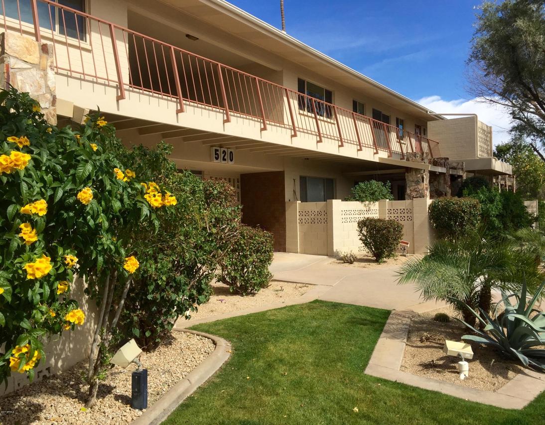 520 W Clarendon Ave. #E8, Phoenix, AZ 85013