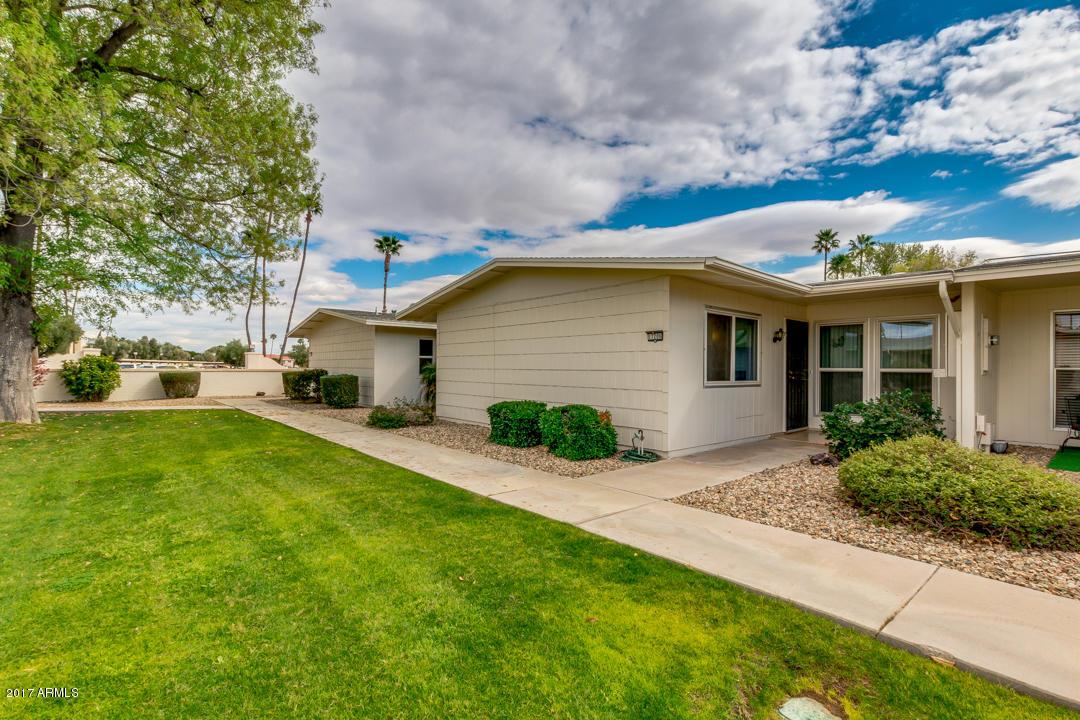 17206 N 105th Ave., Sun City, AZ 85373