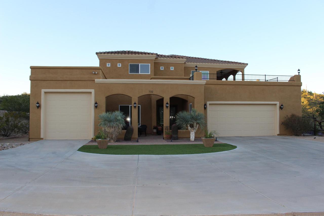 732 E Smokehouse Tr., Phoenix, AZ 85085