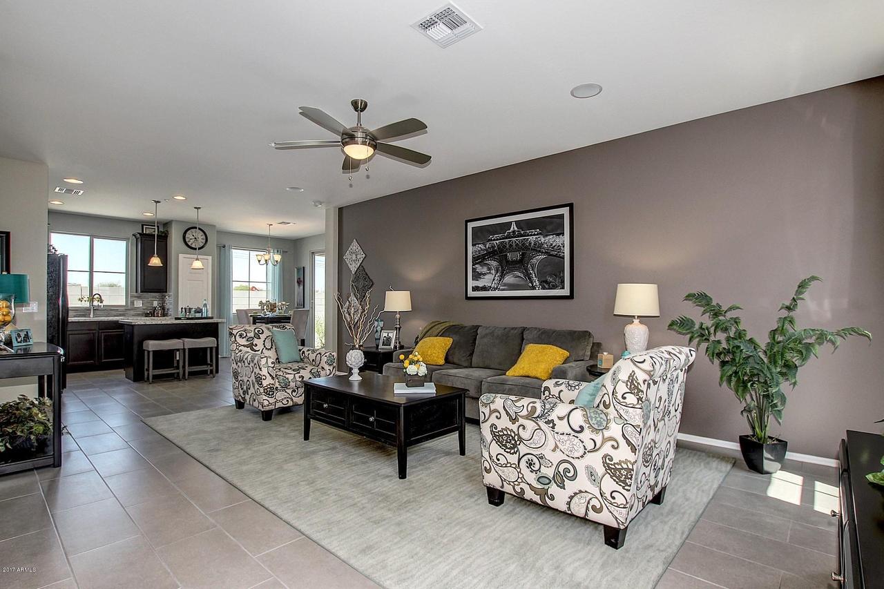 12038 W Davis Ln., Avondale, AZ 85323
