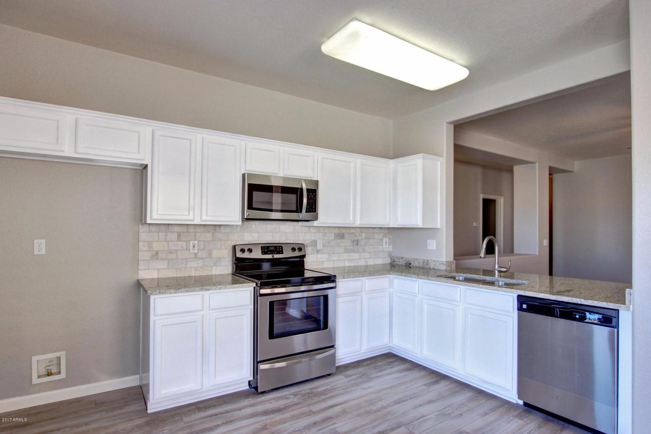 9534 W Monte Vista Rd., Phoenix, AZ 85037