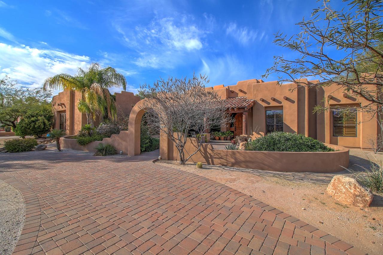 7258 W Calle  Lejos, Peoria, AZ 85383