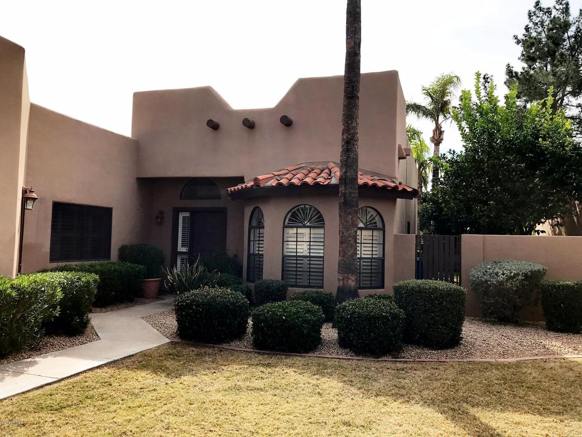 4059 E Round Hill Dr., Phoenix, AZ 85028