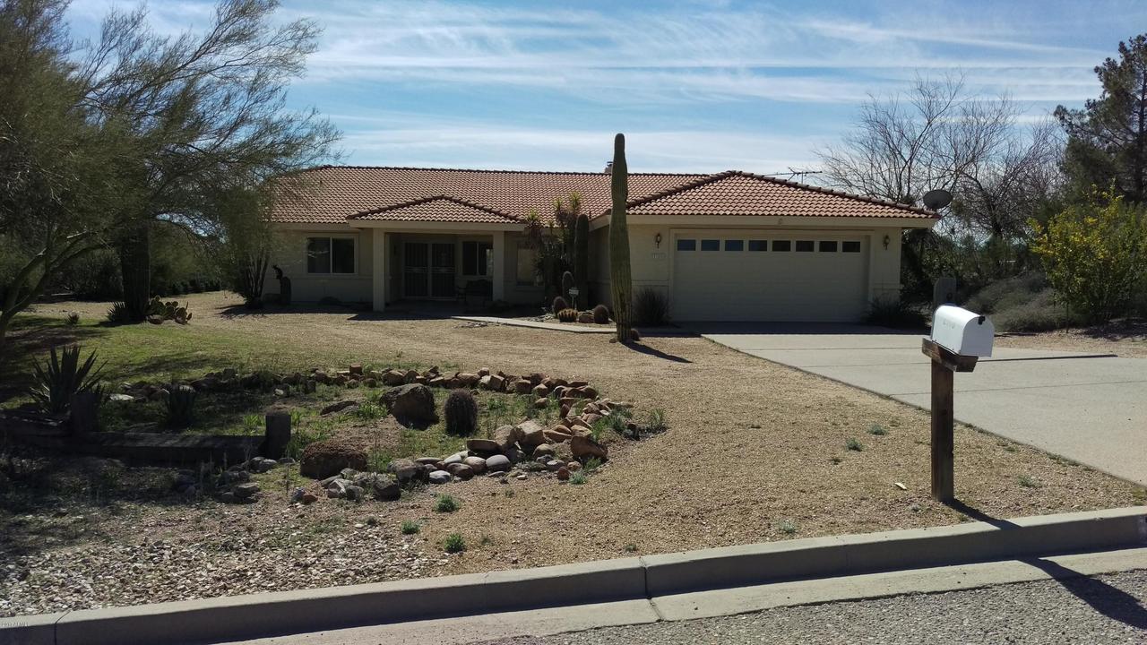 2105 W Yucca Dr., Wickenburg, AZ 85390
