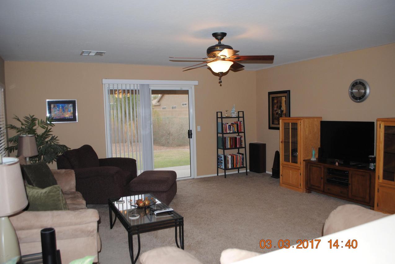 2561 E San Manuel Rd., San Tan Valley, AZ 85143