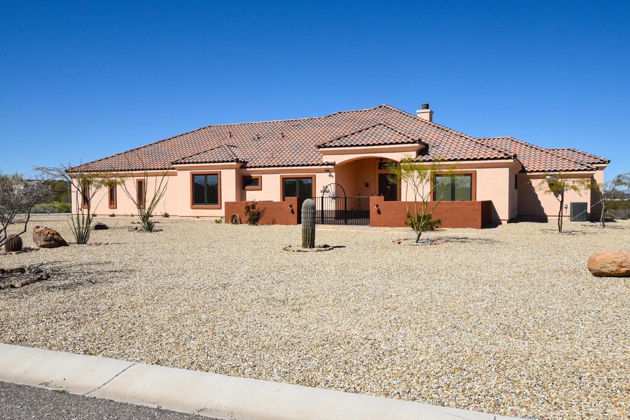 955 Happy Tr., Wickenburg, AZ 85390