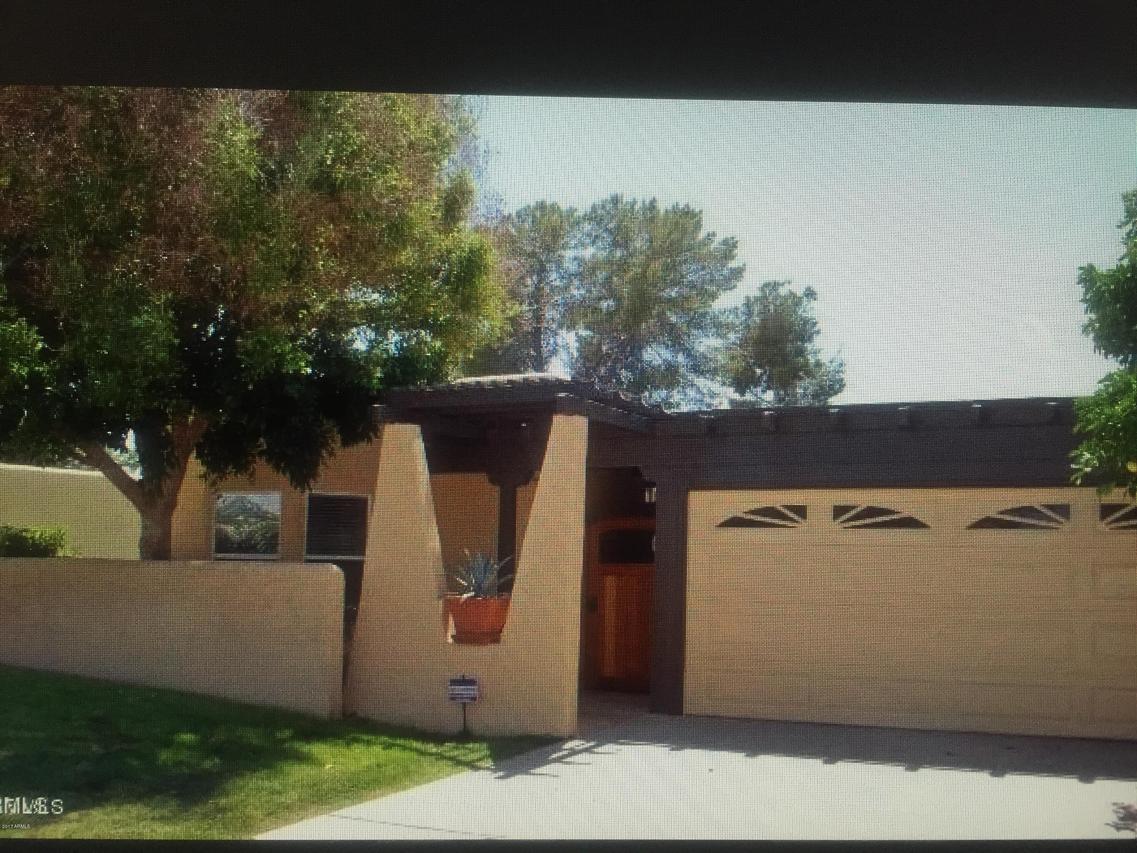 1043 N Villa Nueva Dr., Litchfield Park, AZ 85340